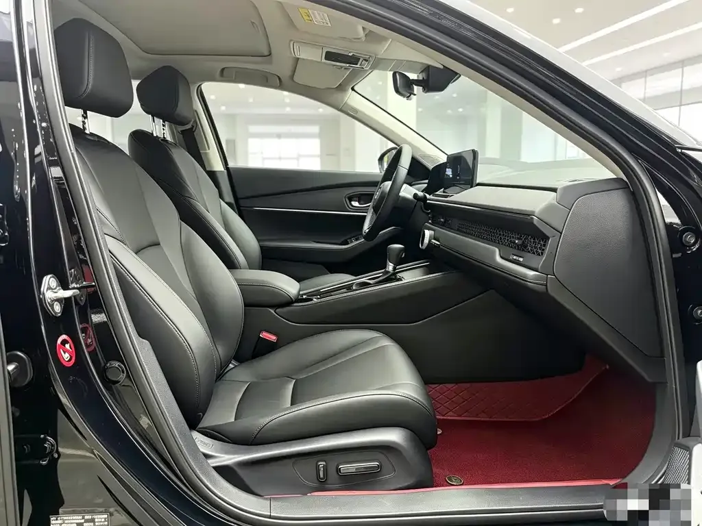 Honda Accord — фото 6