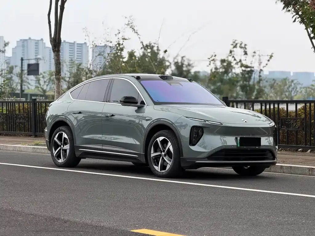 NIO EC6 — фото 8