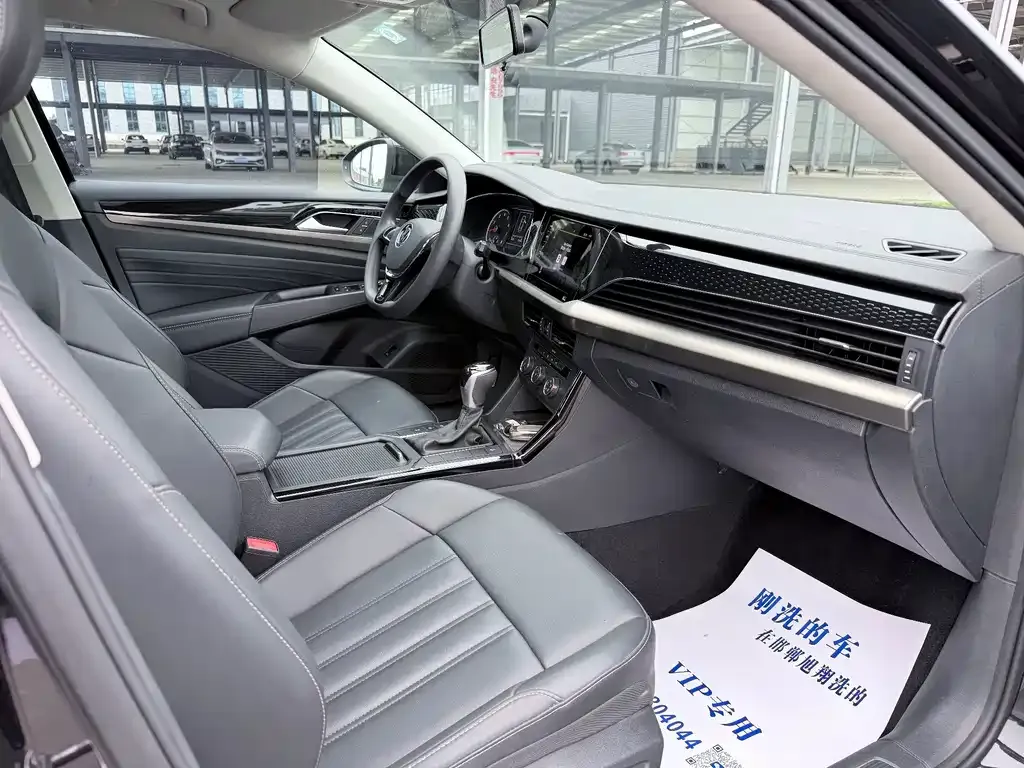 Volkswagen Passat — фото 8