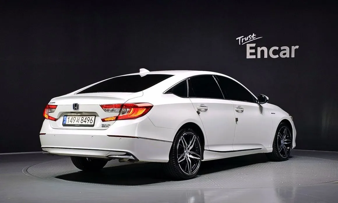 Honda Accord — фото 5