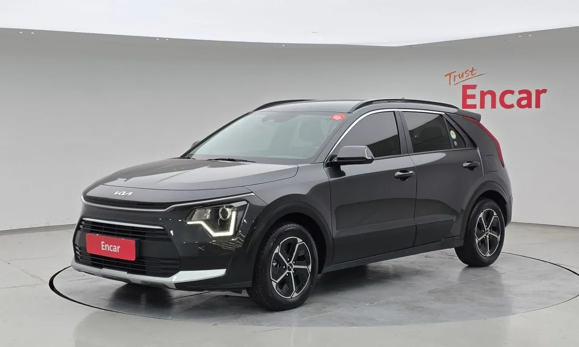 Kia Niro — фото 1