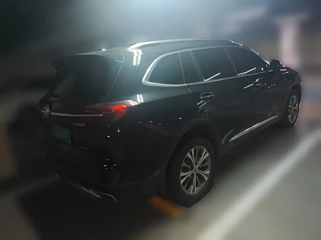 Buick Envision Plus — фото 2