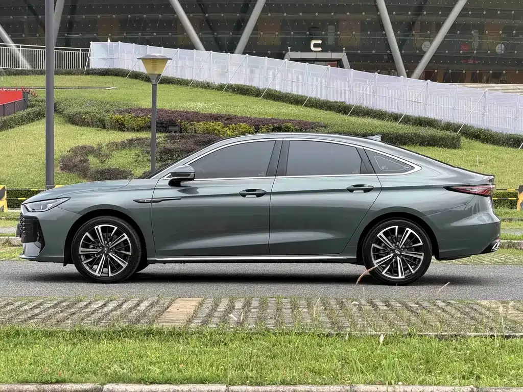 Chery Arrizo 8 PRO — фото 4