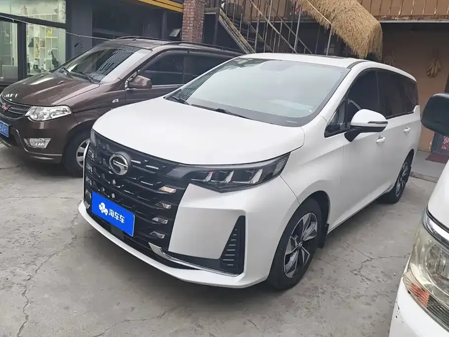 GAC Motor Trumpchi M6 — фото 1