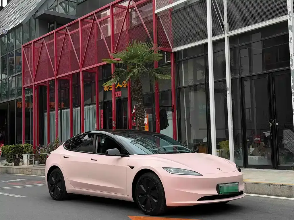 Tesla Model 3 — фото 6
