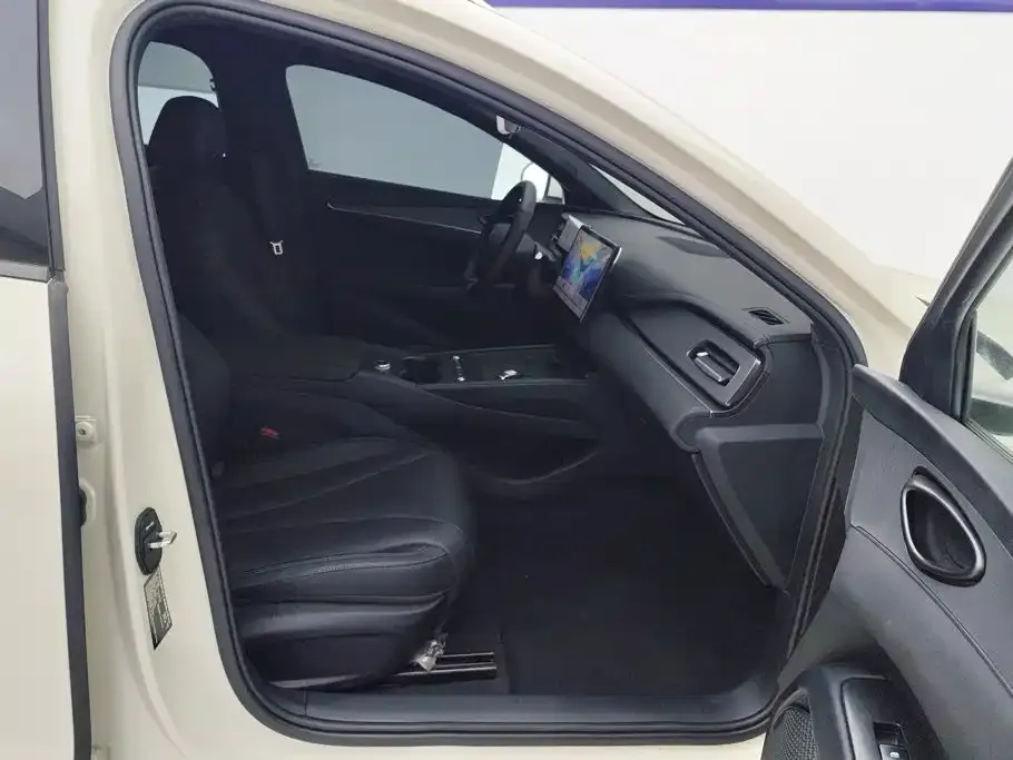 BYD Seal 06 DM-i Touring — фото 2