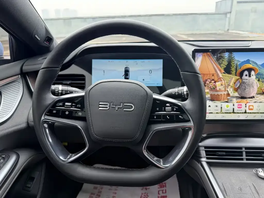 BYD Seal — фото 2