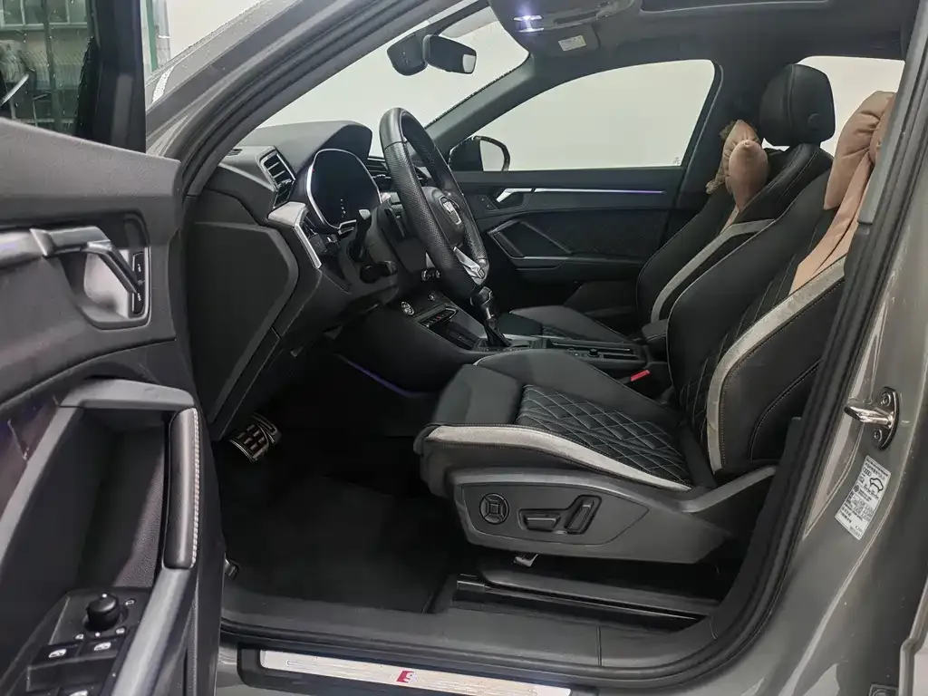 Audi Q3 Sportback — фото 7