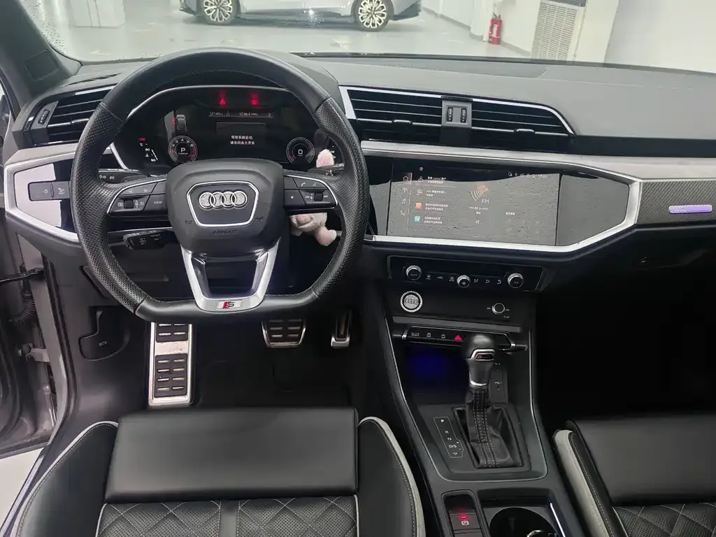 Audi Q3 Sportback — фото 6
