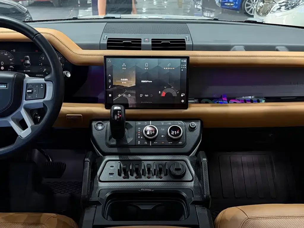 Land Rover Defender — фото 2