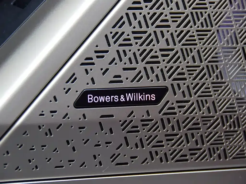 BMW 5 Series — фото 10