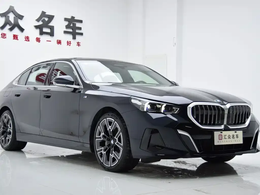 BMW 5 Series — фото 2