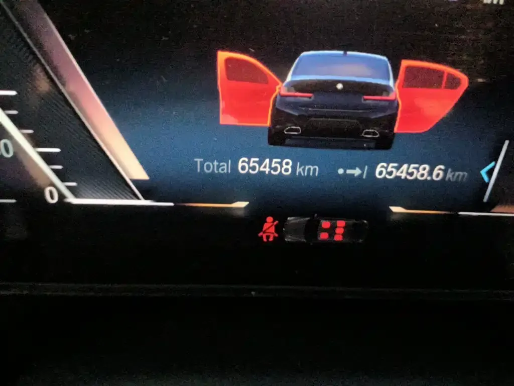 BMW 3 Series — фото 10