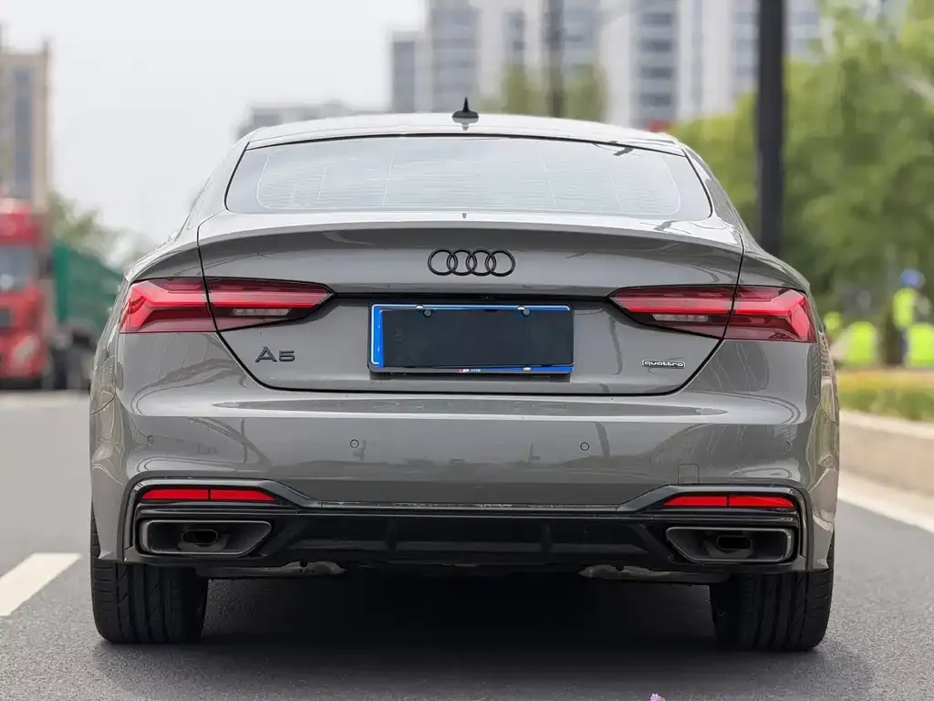 Audi A5 (Import) — фото 2