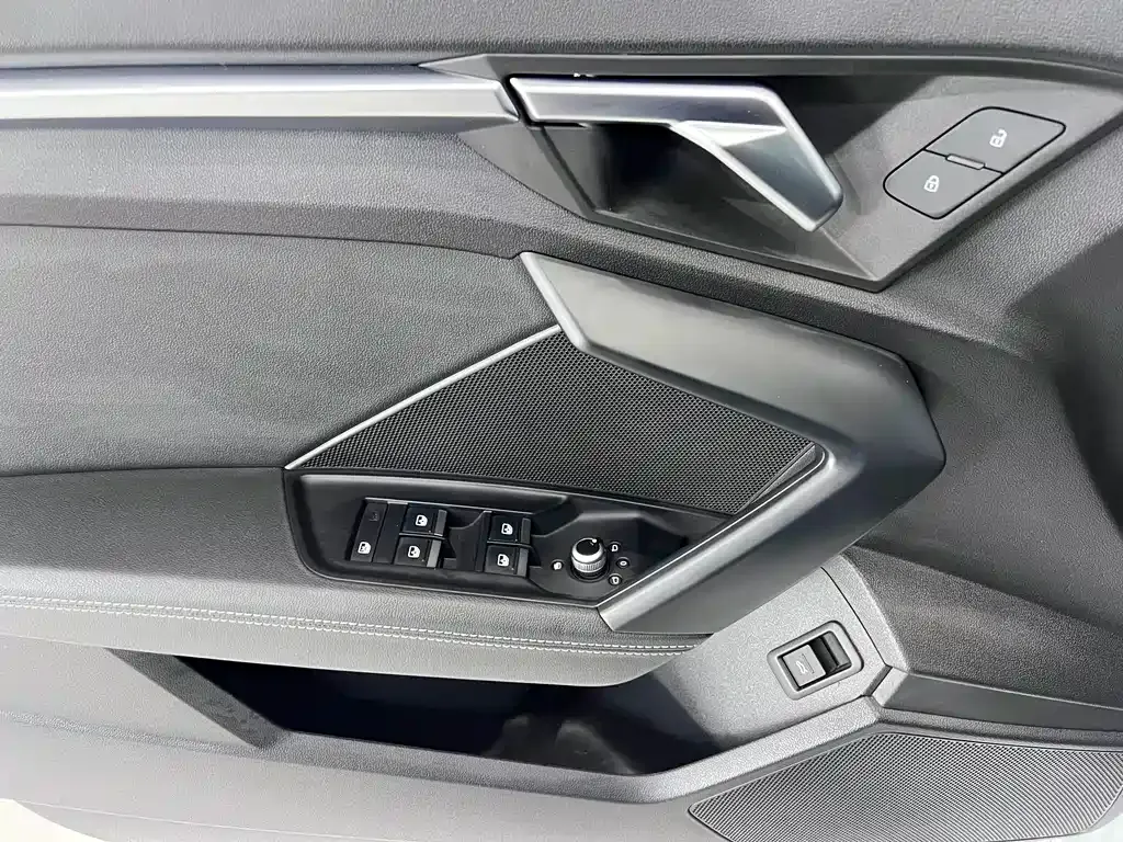 Audi A3 — фото 7