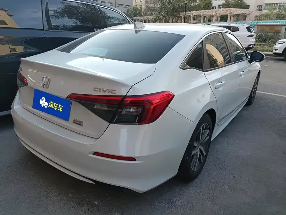 Honda Civic — фото 5