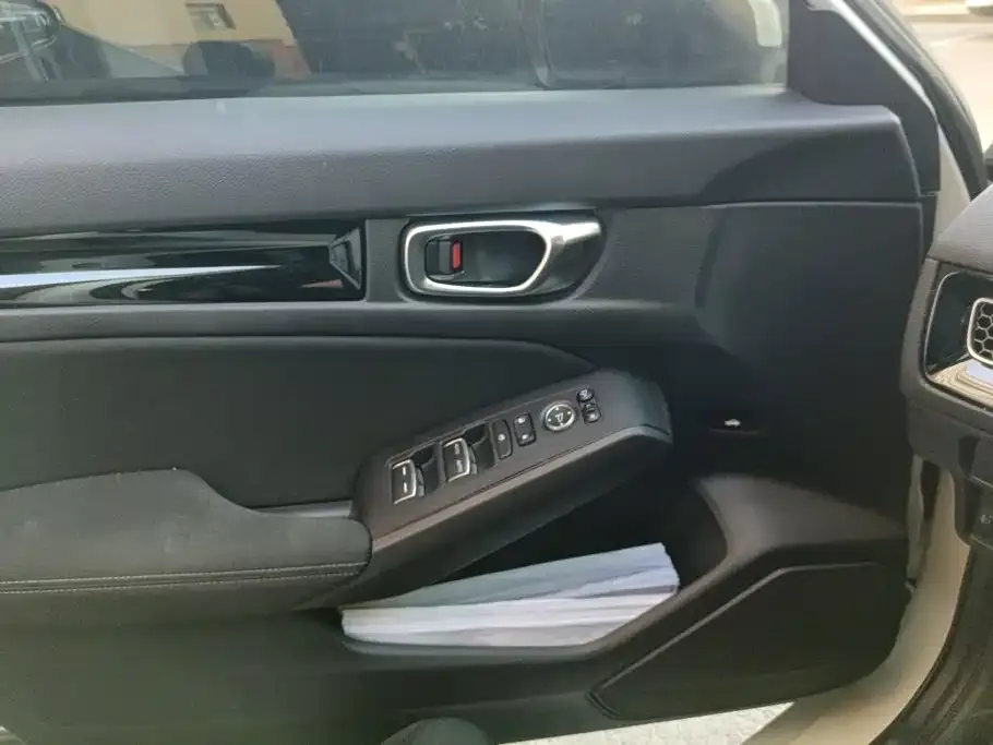 Honda Civic — фото 7