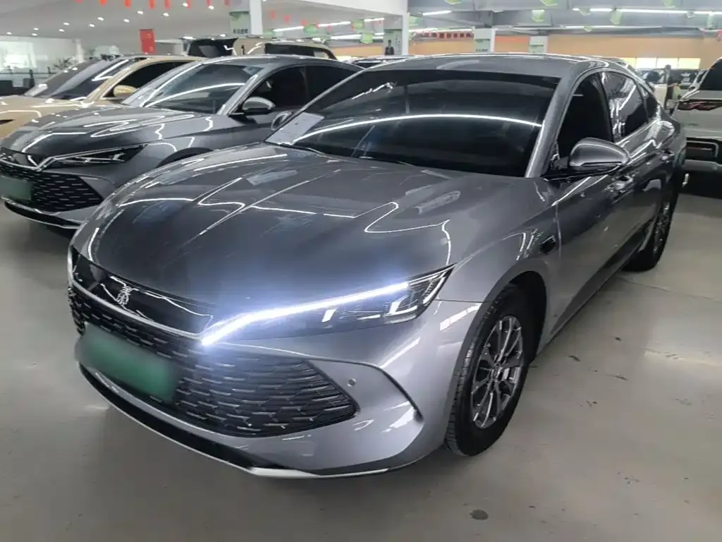 BYD Qin L — фото 1