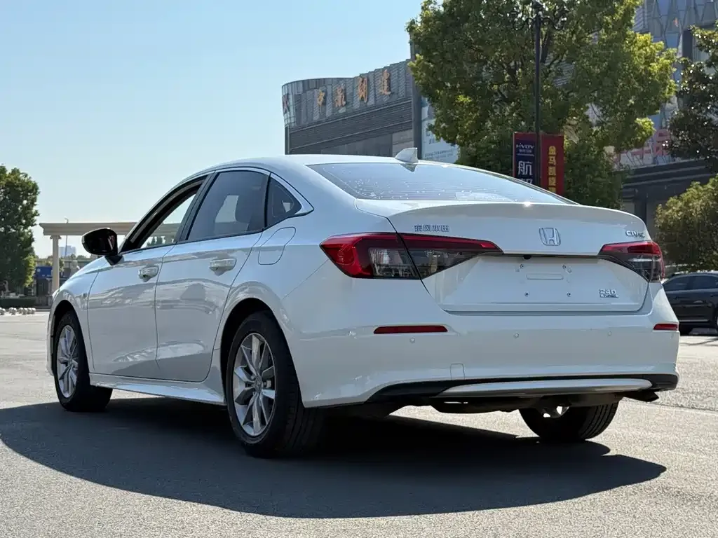 Honda Civic — фото 8
