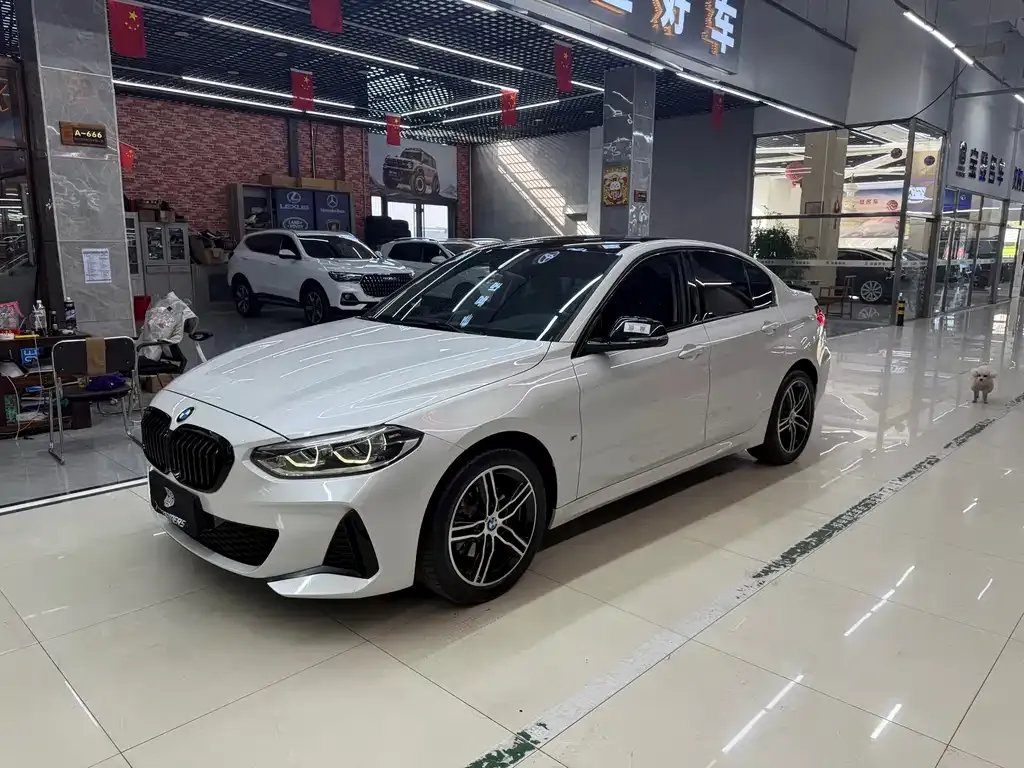 BMW 1 Series — фото 1