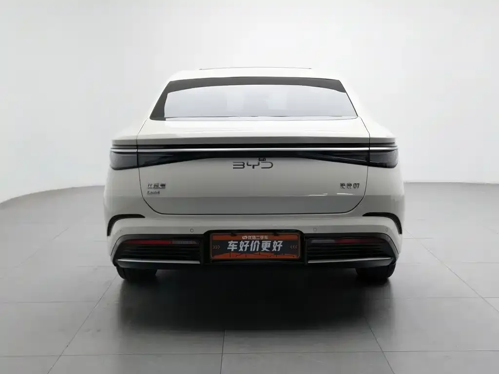 BYD Seal 07 DM-i — фото 2