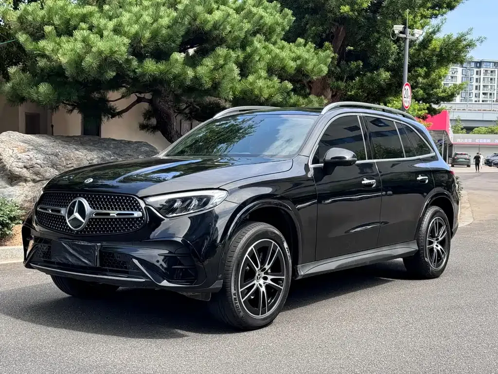 Mercedes-Benz GLC — фото 1