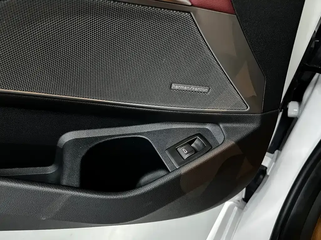 BMW 3 Series — фото 10