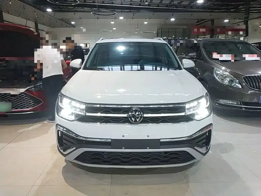 Volkswagen Tharu — фото 5