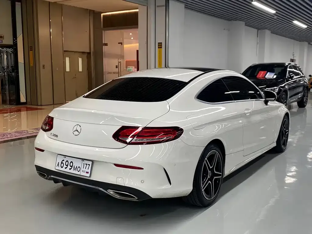 Mercedes-Benz C-Class (Import) — фото 6