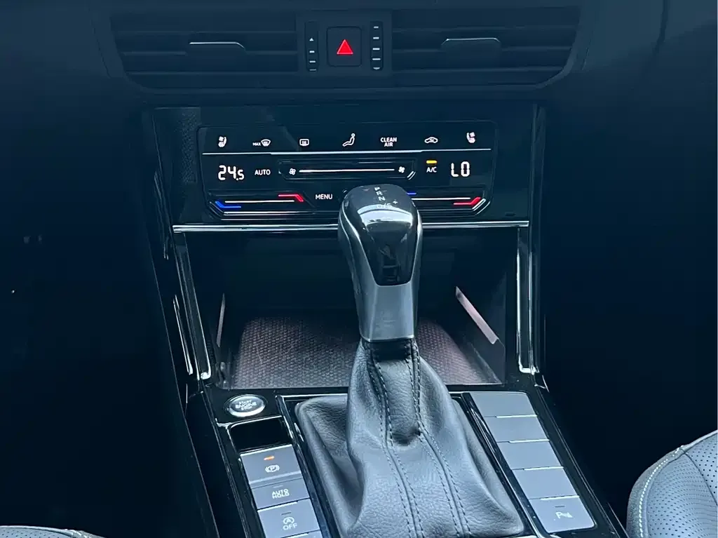 Volkswagen Passat — фото 7