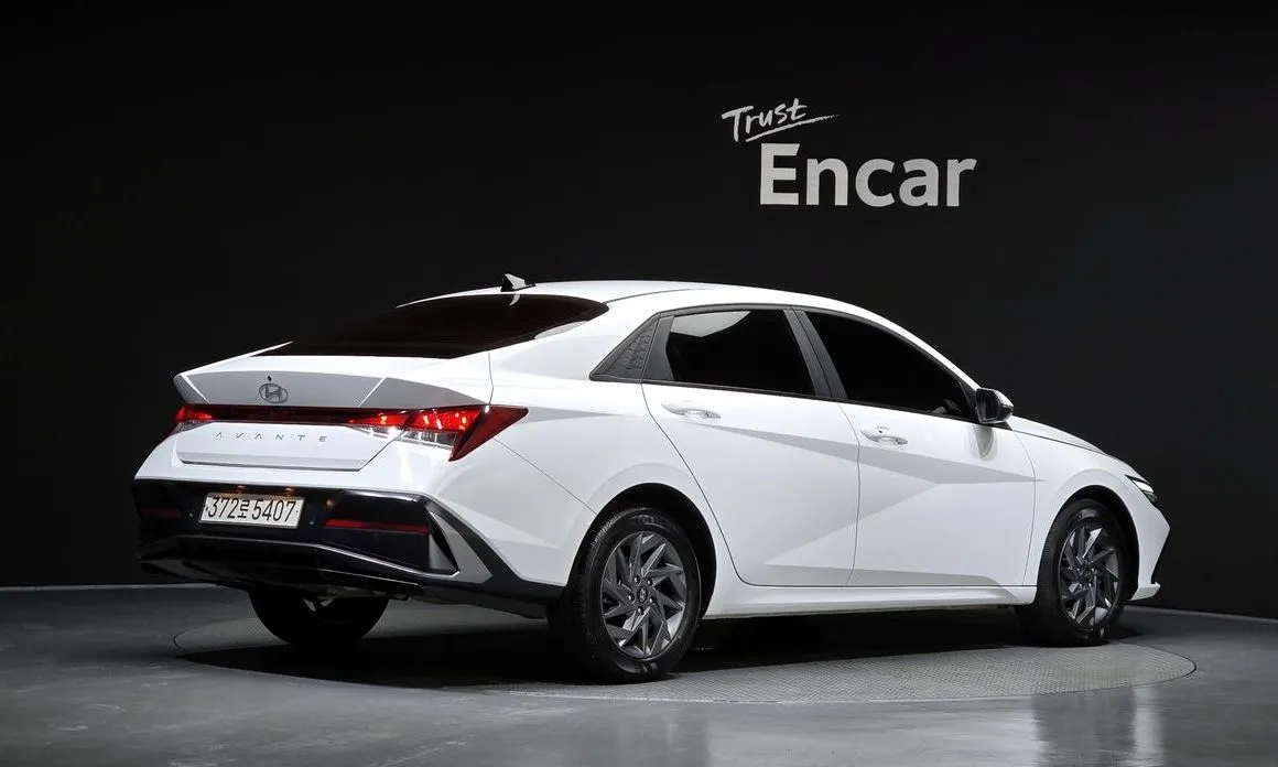 Hyundai AVANTE — фото 6
