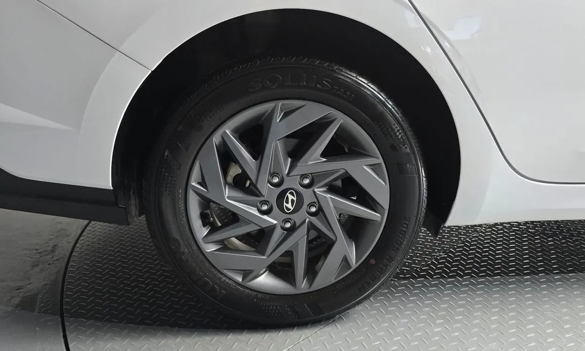 Hyundai AVANTE — фото 7