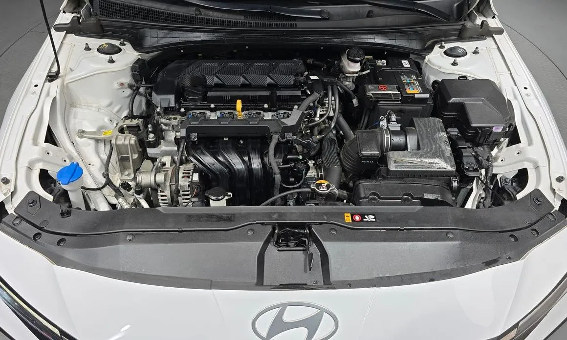 Hyundai AVANTE — фото 10