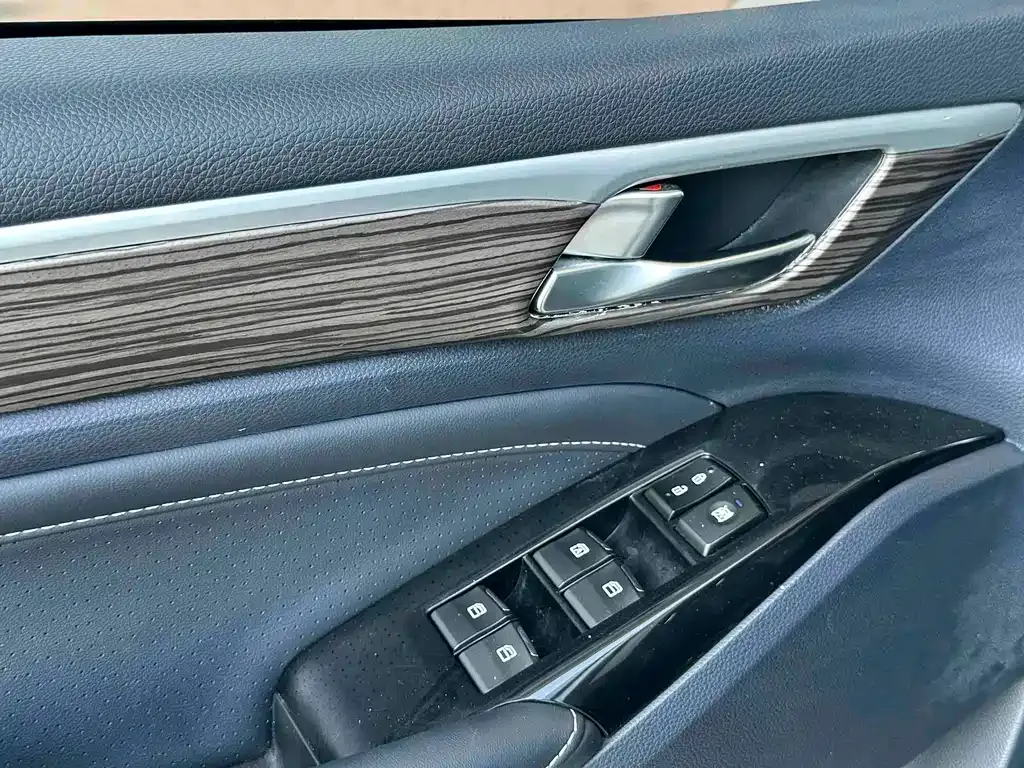 GAC Motor Trumpchi M8 — фото 3