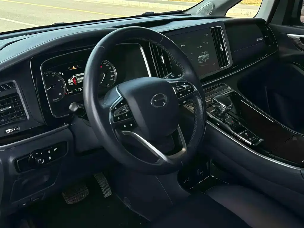 GAC Motor Trumpchi M8 — фото 4
