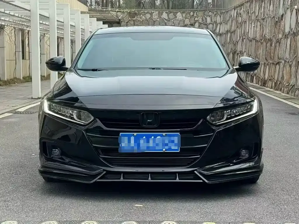 Honda Accord — фото 7