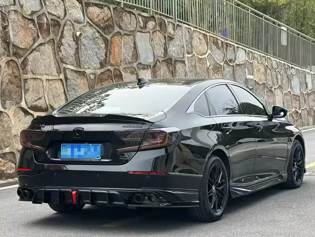 Honda Accord — фото 2
