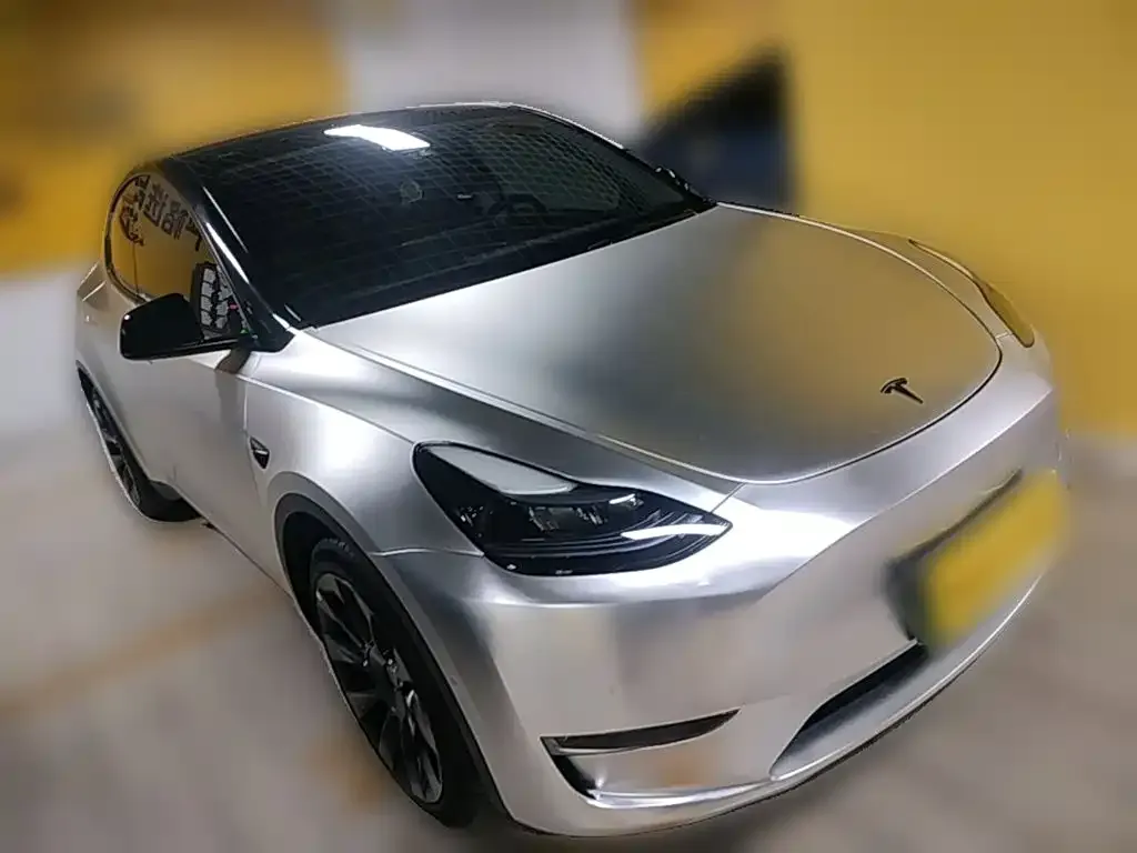 Tesla Model Y — фото 6