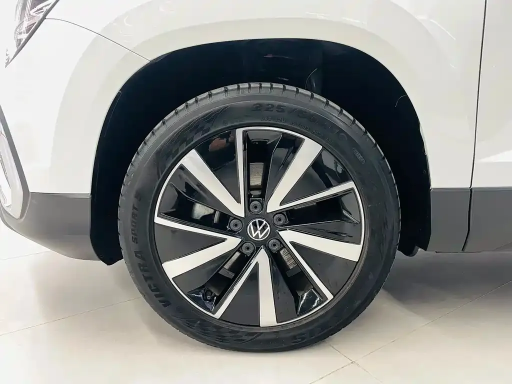 Volkswagen Tharu — фото 5