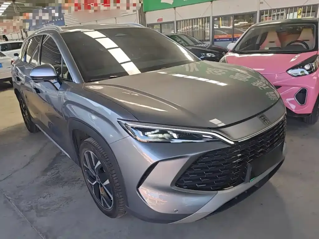 BYD L DM-i — фото 3