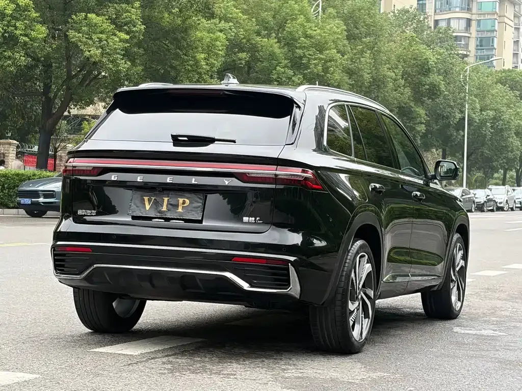 Geely Xingyue L — фото 8