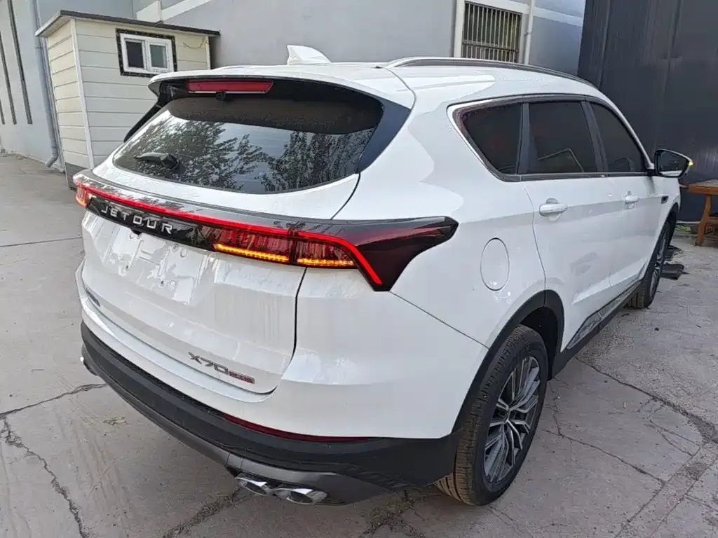 Jetour X70 PLUS — фото 10