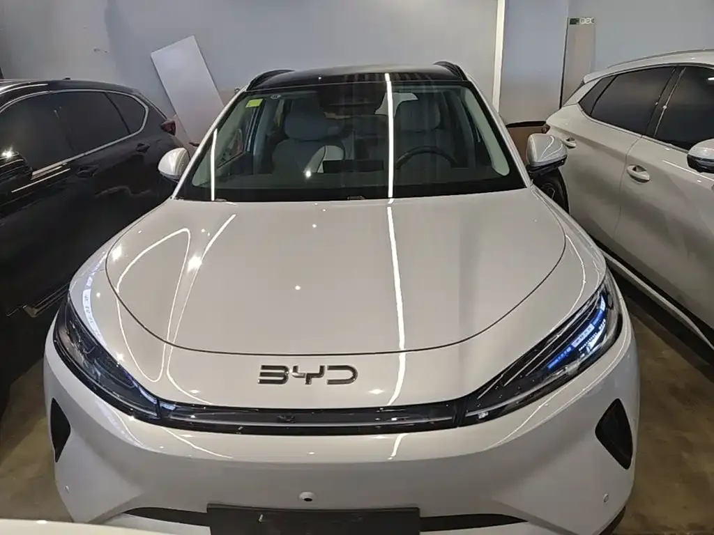 BYD Sealion 05 EV — фото 8