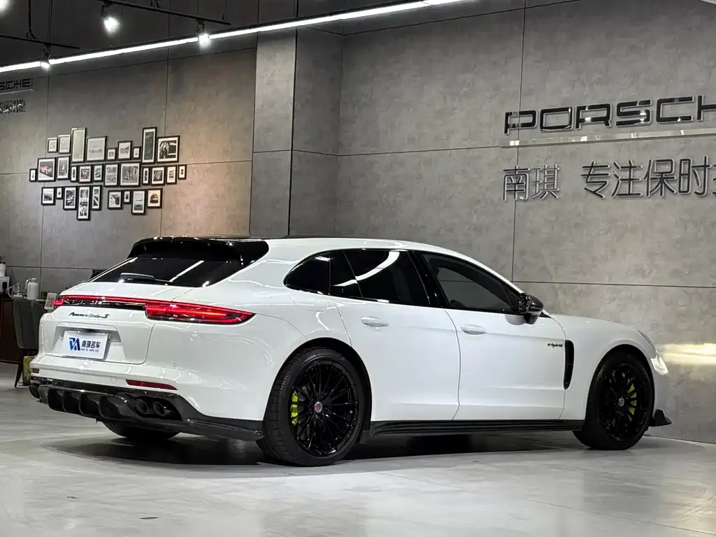 Porsche Panamera Hybrid — фото 6
