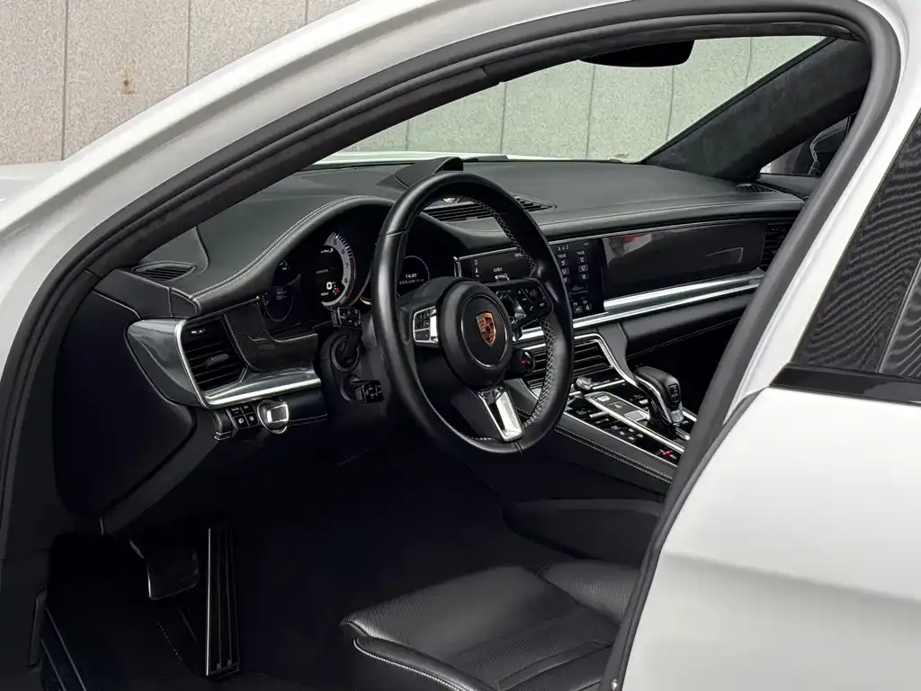 Porsche Panamera Hybrid — фото 10