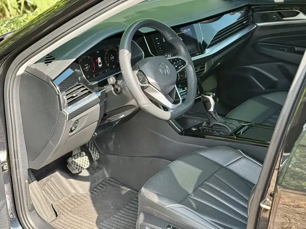 Volkswagen Passat — фото 8