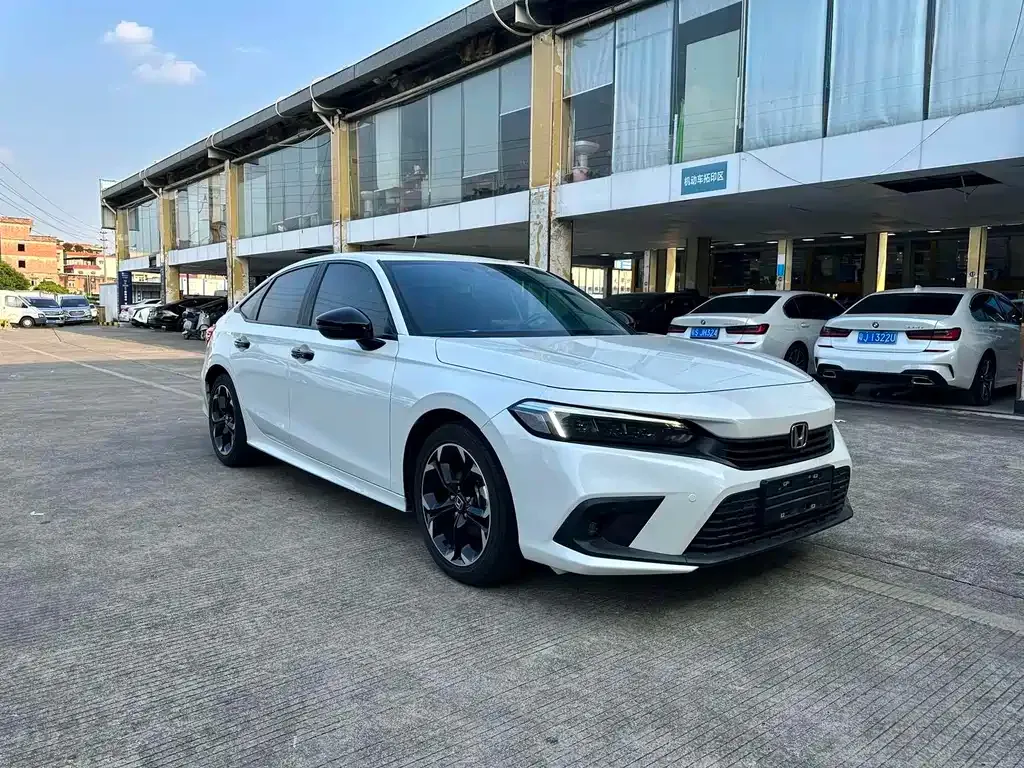 Honda Civic — фото 4