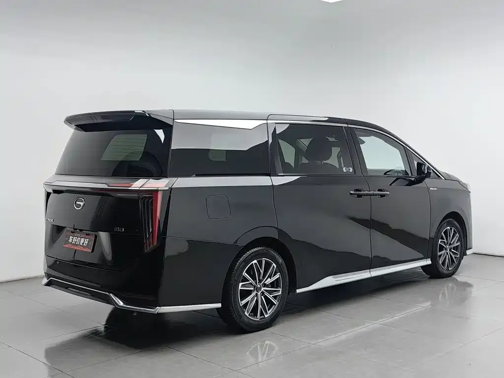 GAC Motor Trumpchi M8 — фото 10