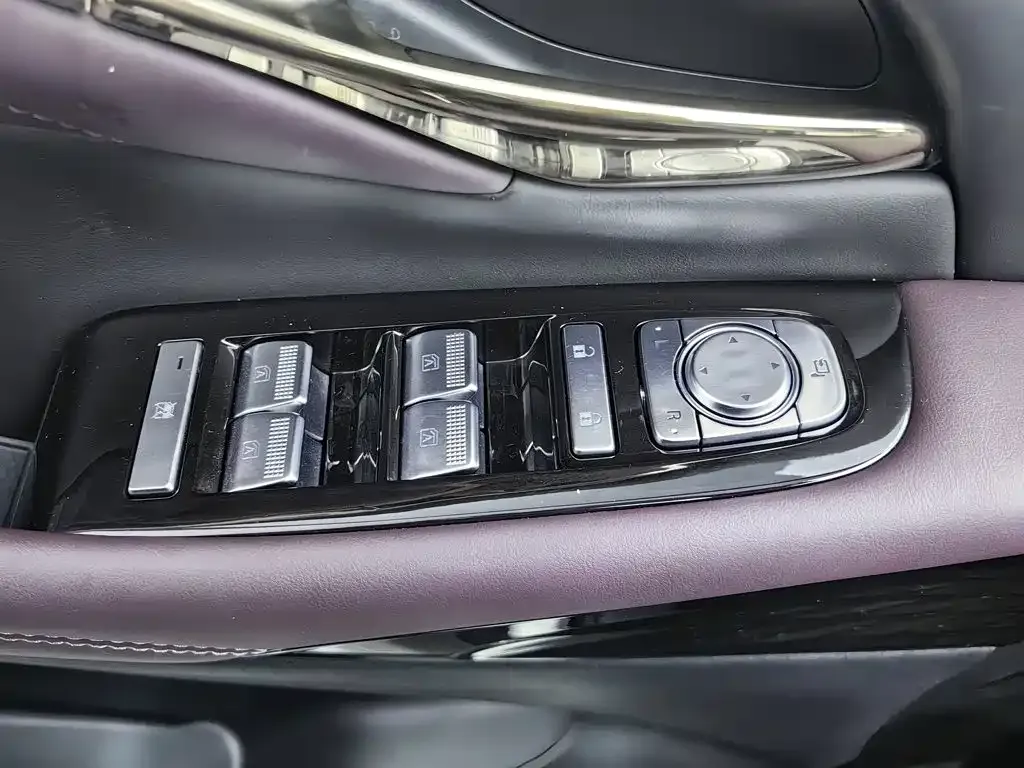 GAC Motor Trumpchi M8 — фото 6