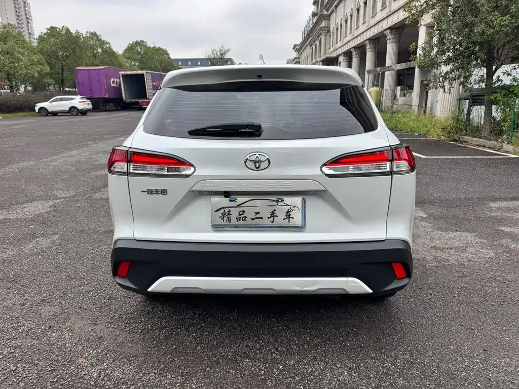 Toyota Corolla Cross — фото 4